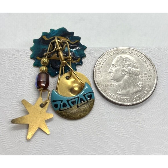 Vintage Lunch at the Ritz Gold Tone Enamel Southwestern‎ Dangle Pierced Earrings - Picture 5 of 11